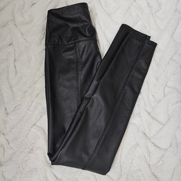 Lysse Faux Leather leggings Black, pleather size XS - Picture 2 of 7